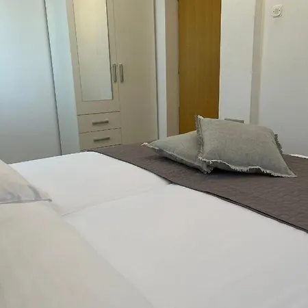 Apartment Komin