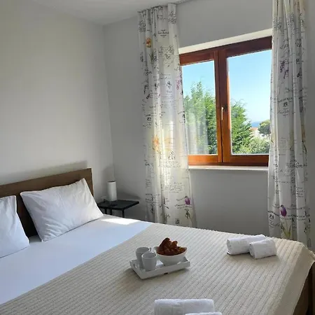 Apartment Komin Pakostane