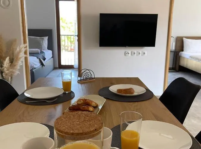 דירה Komin פאקוסטאן