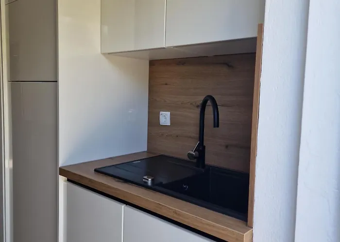 דירה Komin פאקוסטאן