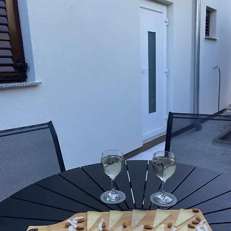 Lejlighed Komin Pakoštane