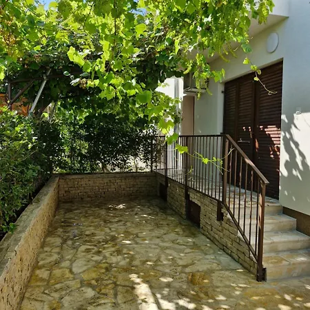 Komin Lejlighed Pakoštane